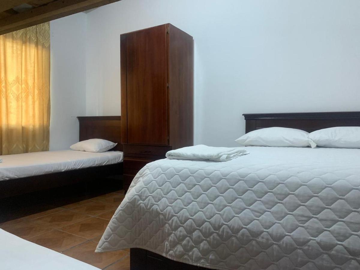 Casa Del Peregrino Santo Thomas Hotel Baños